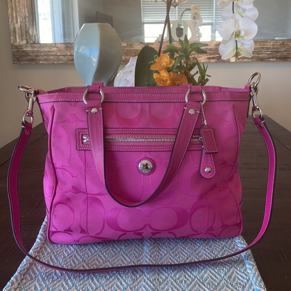Coach Handbags - Coach Purse (Pink)
